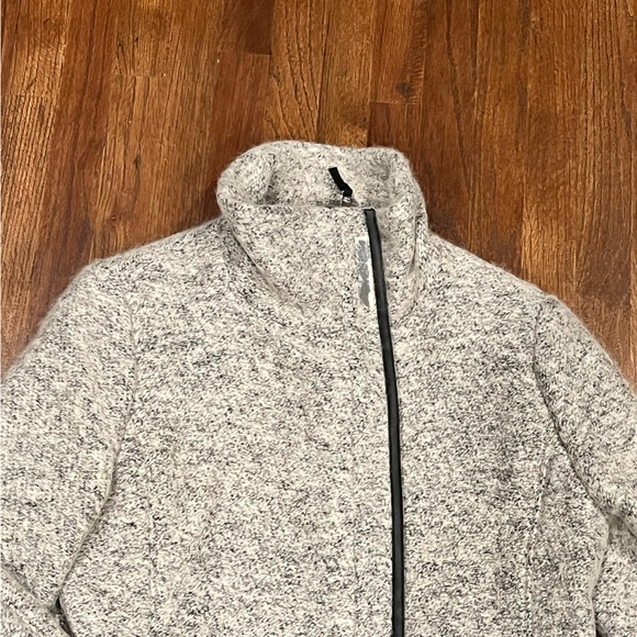 Calvin Klein Women’s Gray Wool Blend Asymmetrical Walker Coat - Picture 8 of 15